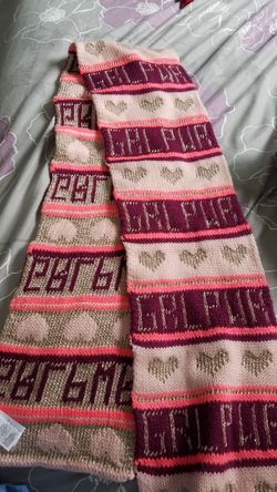 OLD NAVY GIRLS SCARF