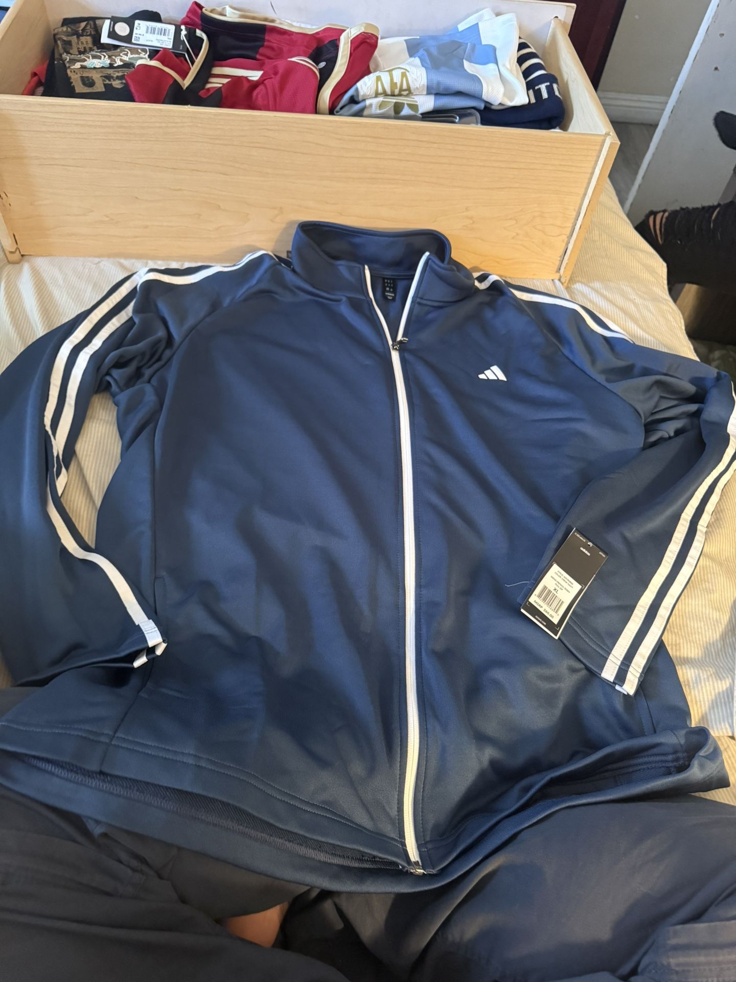 Adidas Sweater