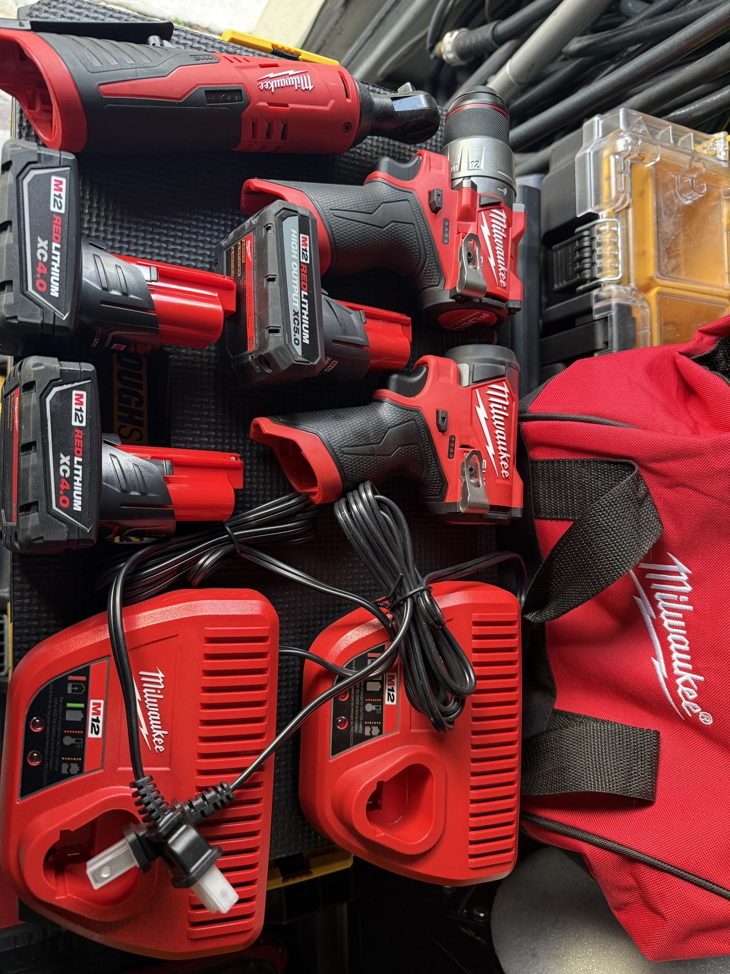 New  Milwaukee M12 Set