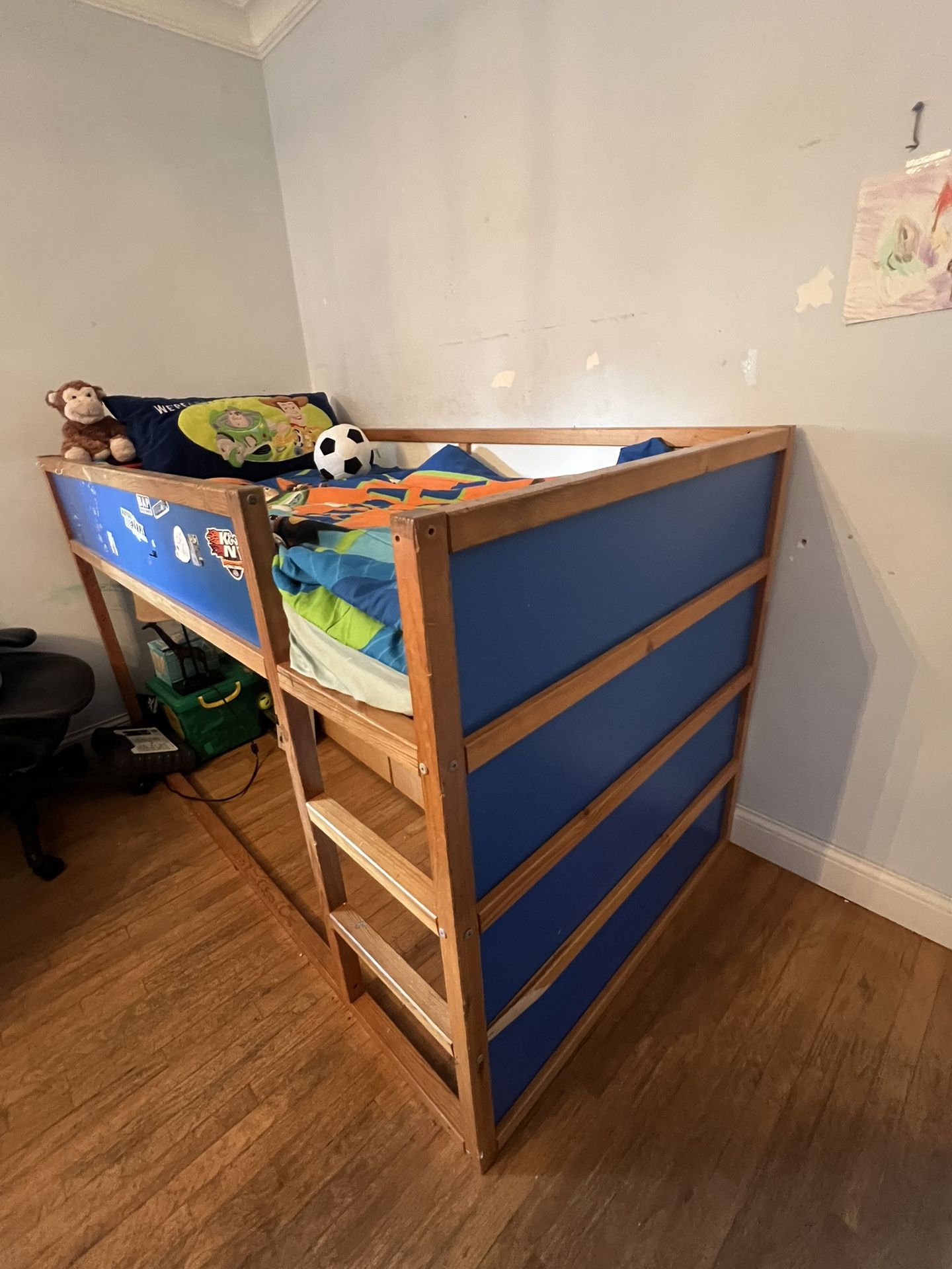 bunk bed