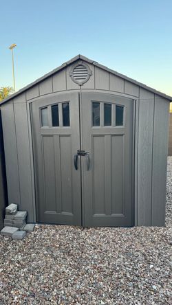 Lifetime Rough Cut Storage Shed with floor– Excellent Condition