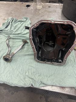 Subaru EJ25 Oil Pan + Pickup (Dented, No Cracks)