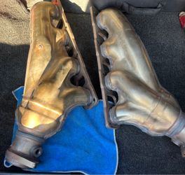 2021 scat pack exhaust manifold
