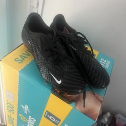 Nike Phantom