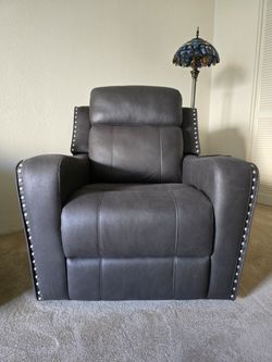 Recliner Chair