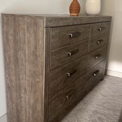 Brand New Dresser Ashley Furniture
