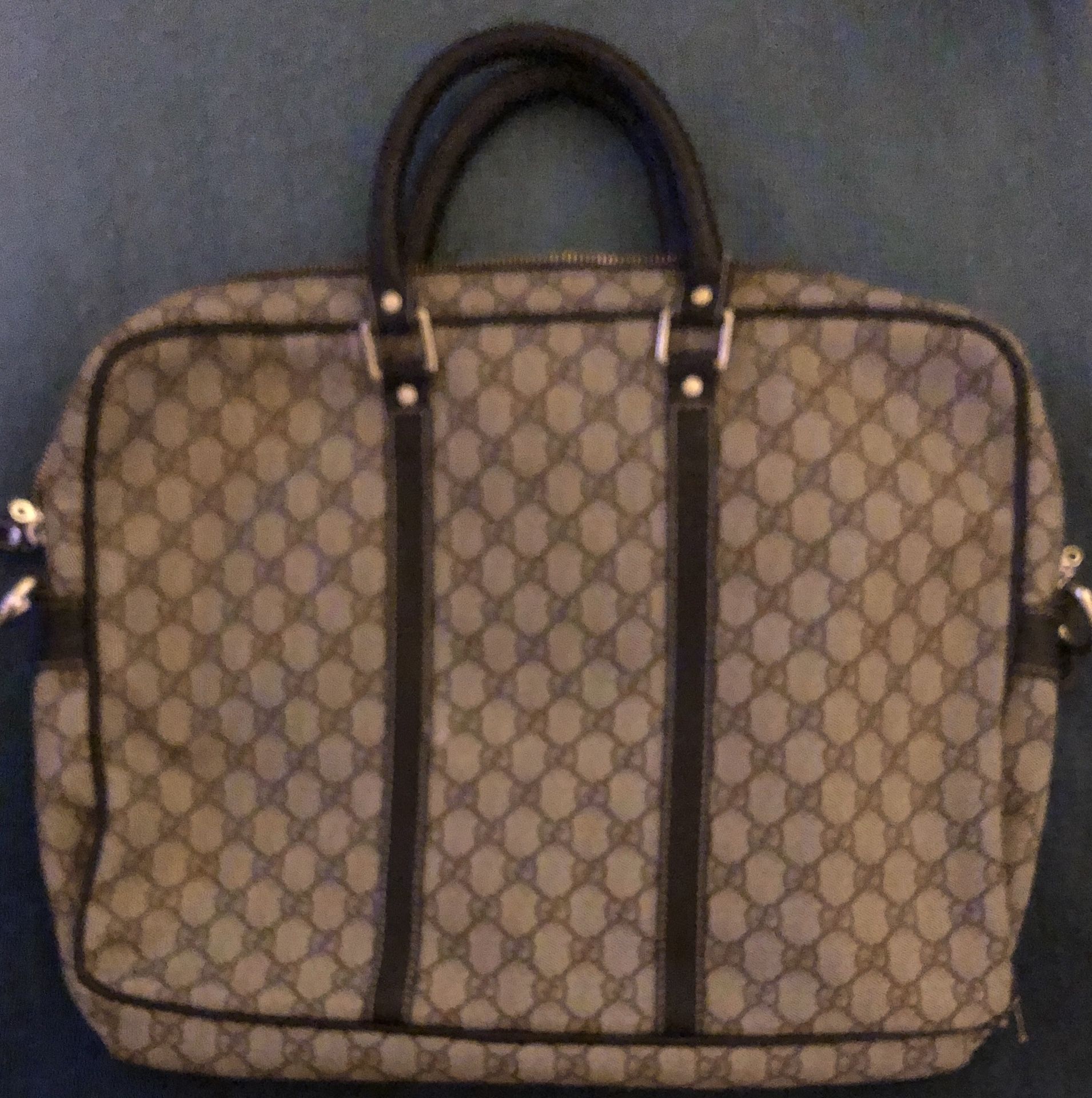 Gucci messenger bag/briefcase