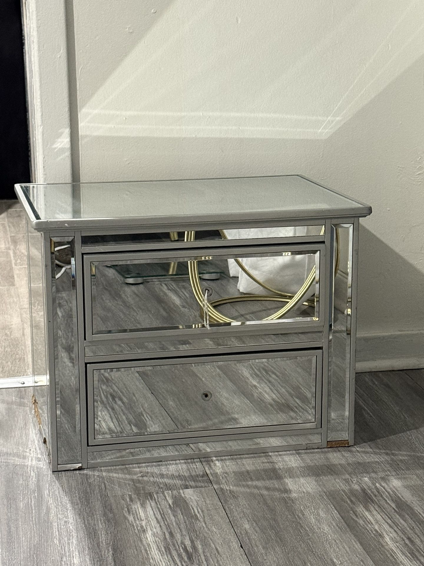 Elegant Mirrored Side Table with 2 Drawers, Modern Silver