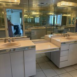 Vintage Vanity & Sinks & Faucet Kolher