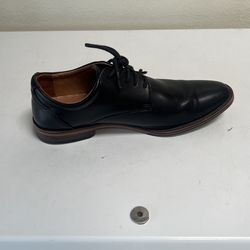 Good fellow Dress Shoes (Size 8)