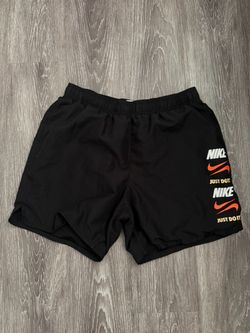 Black Nike shorts