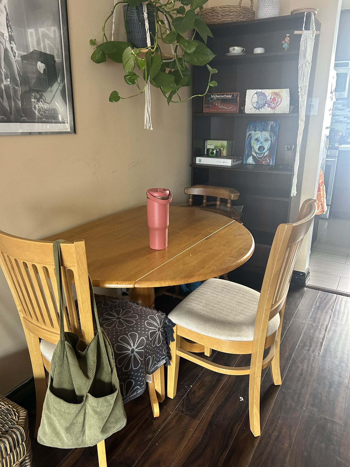 Kitchen Table With 3 Chairs