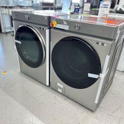 Washer And Dryer Set
