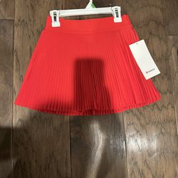 lululemon red skirt size 2