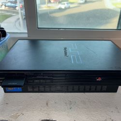 PlayStation 2 (PS2) Fat Console Bundle