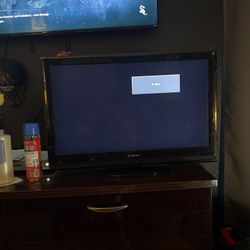 30 Inch TV 