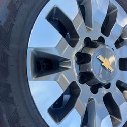 4 2024 CHEVROLET 2500 20” RIMS&TIRES $1700
