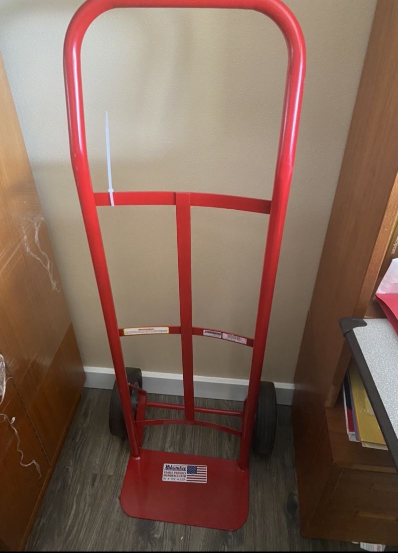 Milwaukee Hand Truck 