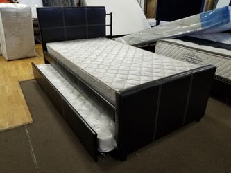 Trundle bed