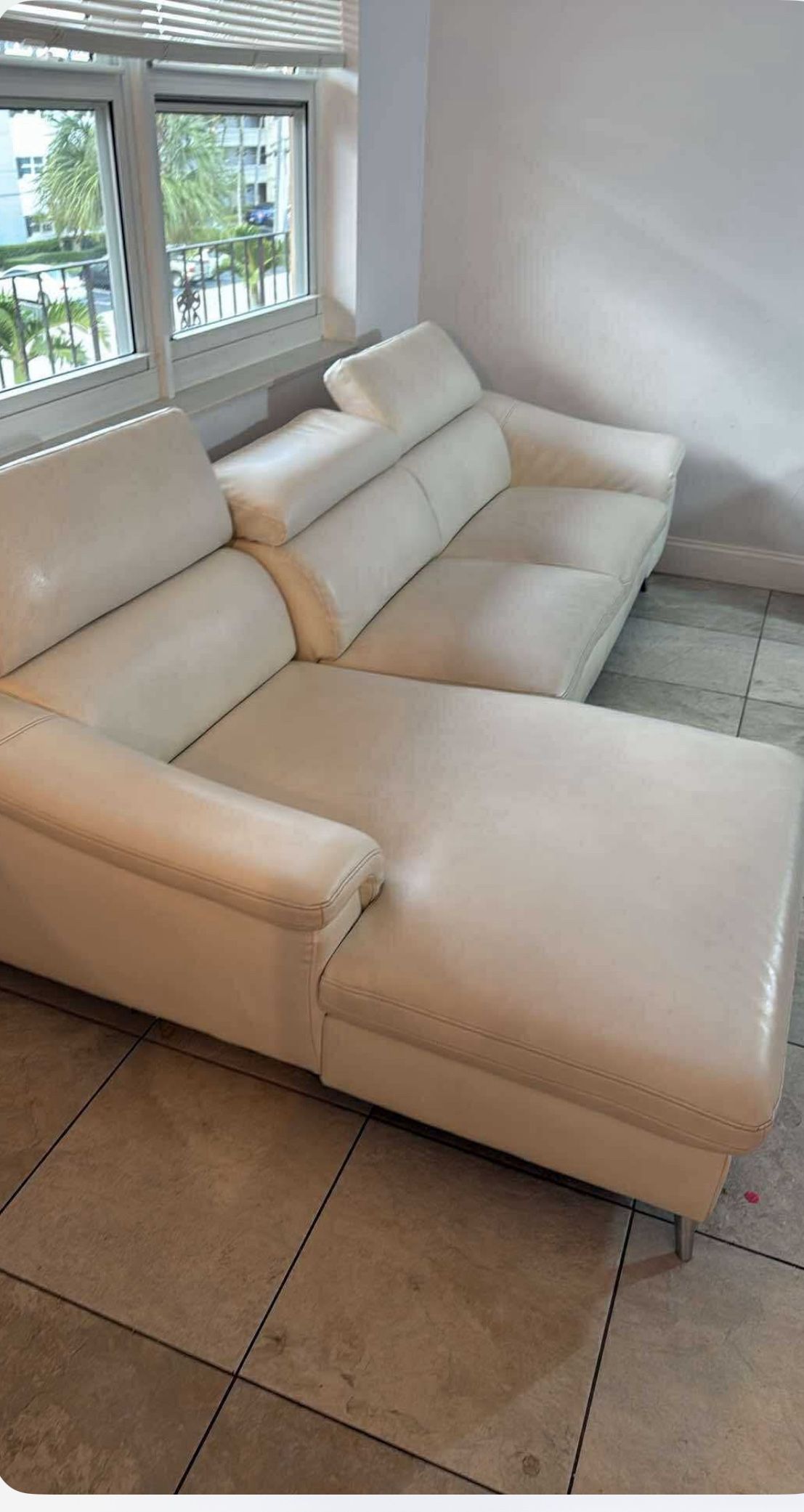 Sofa White NEED TO GET RID OF IT TODAY