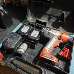Black An Decker 12v Fire Storm