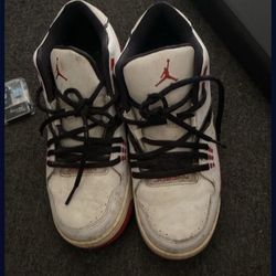 Jordan’s Size 6.5 Men’s 