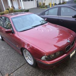 2000 BMW 528i