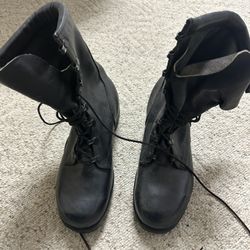 Military Boots 