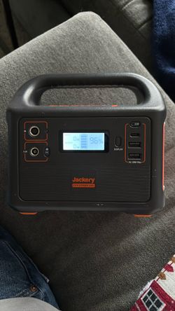 Jackery Explorer 160