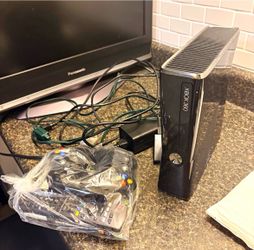 Hacked Microsoft Xbox 360 Slim Console 256 gb