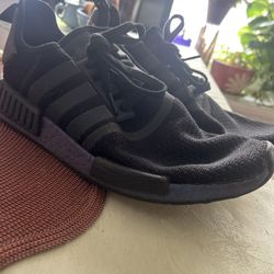 Black Adidas NMD