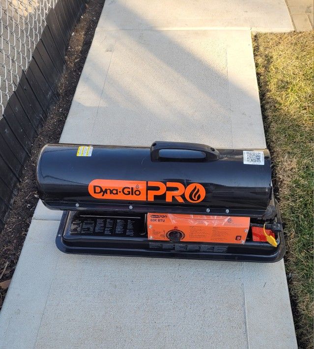 80,000 BTUS KEROSENE DYNA GLO PRO HEATER IN EXCELLENT WORKING CONDITION. $140.00 OR BEST OFFER. LOCAL PICK UP ONLY.