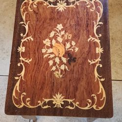 1960s Italian Marquetry Lift-Top Jewelry Box Side Table

