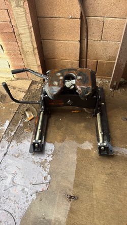 5th wheel hitch