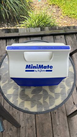 Mini Mate by IGLOO cooler