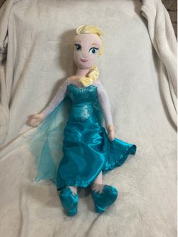 Disney Frozen Elsa doll with blue dress and cape #frozen #disney. The back layer of the dress is damaged-please check the photos. Everything else is f