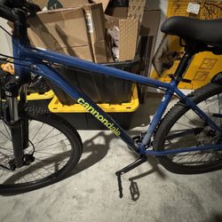 Cannondale Trail 6 Mountain Bike