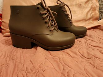 Melissa Ankle Boots 