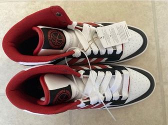 adidas Basketball shoes Rapid Court Mid Size 10