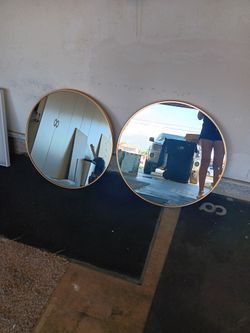 BRAND NEW ROUND MIRRORS.