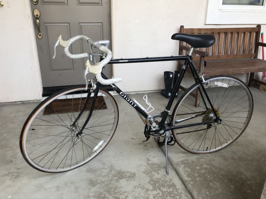 Nice Vintage Giant RS930 12 Speed Road / Touring Bicycle - CrMo Chromoly Frame