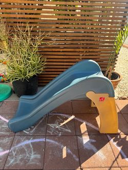 Step 2 small kids toddler slide