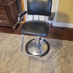 Barbershop Chair In Black Leather