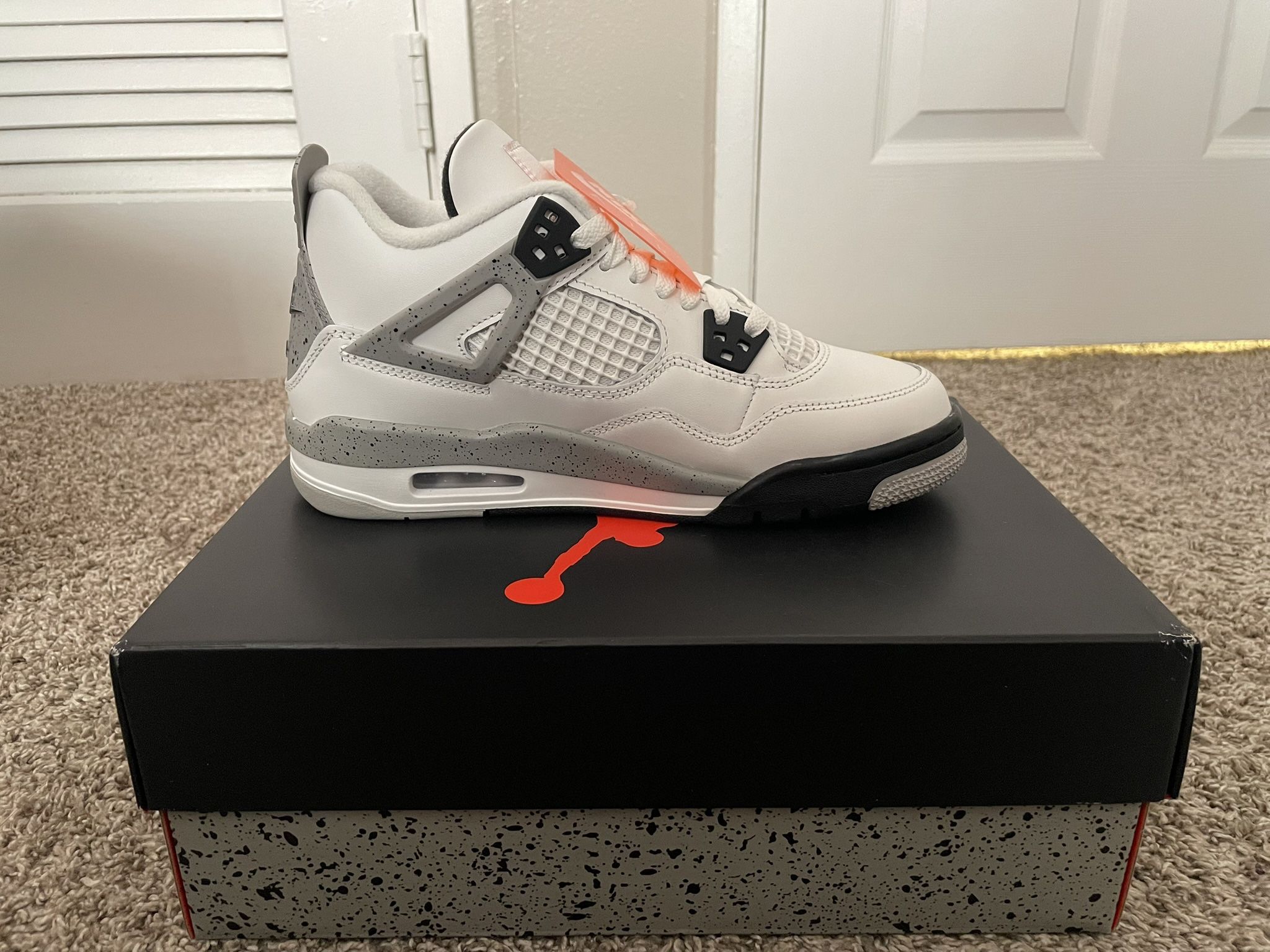 Jordan 4 White Cement 6.5y