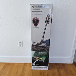 dyson v15 detect cordless stick vacuum
