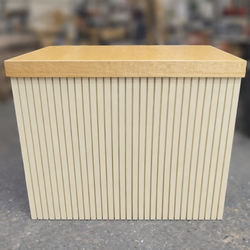 Collapsible bar table