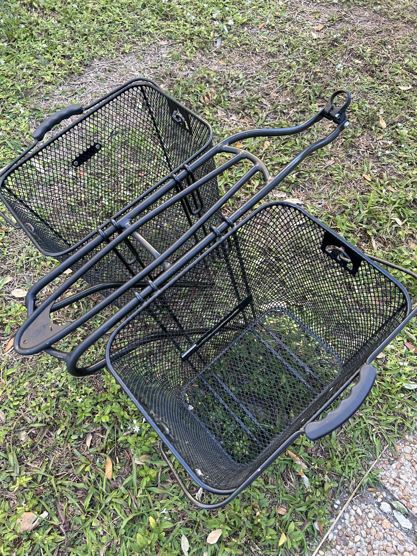 Rear Bicycle Rack With I Removable Baskets