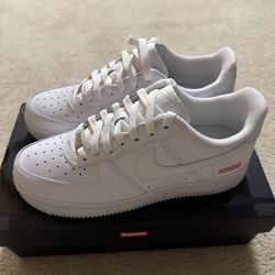Nike Men's Air Force 1 Supreme Shoes - Men’s size 7