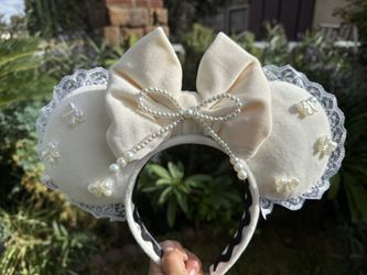 Minnie Mouse Ears