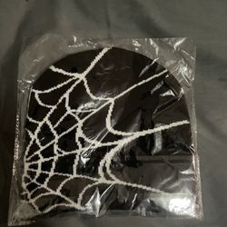 spider wed and too tier beanies 